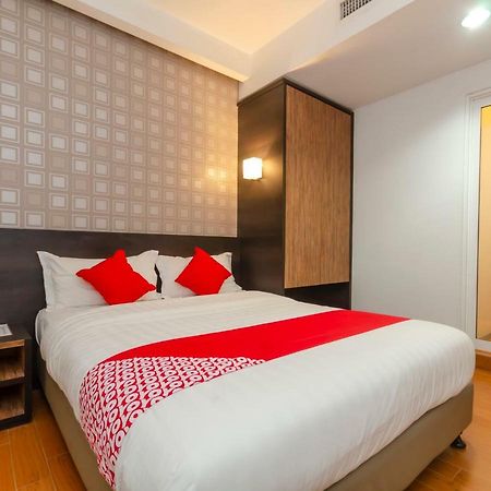 Oyo 1164 Hotel 906 Kota Laksamana Malacca Ngoại thất bức ảnh