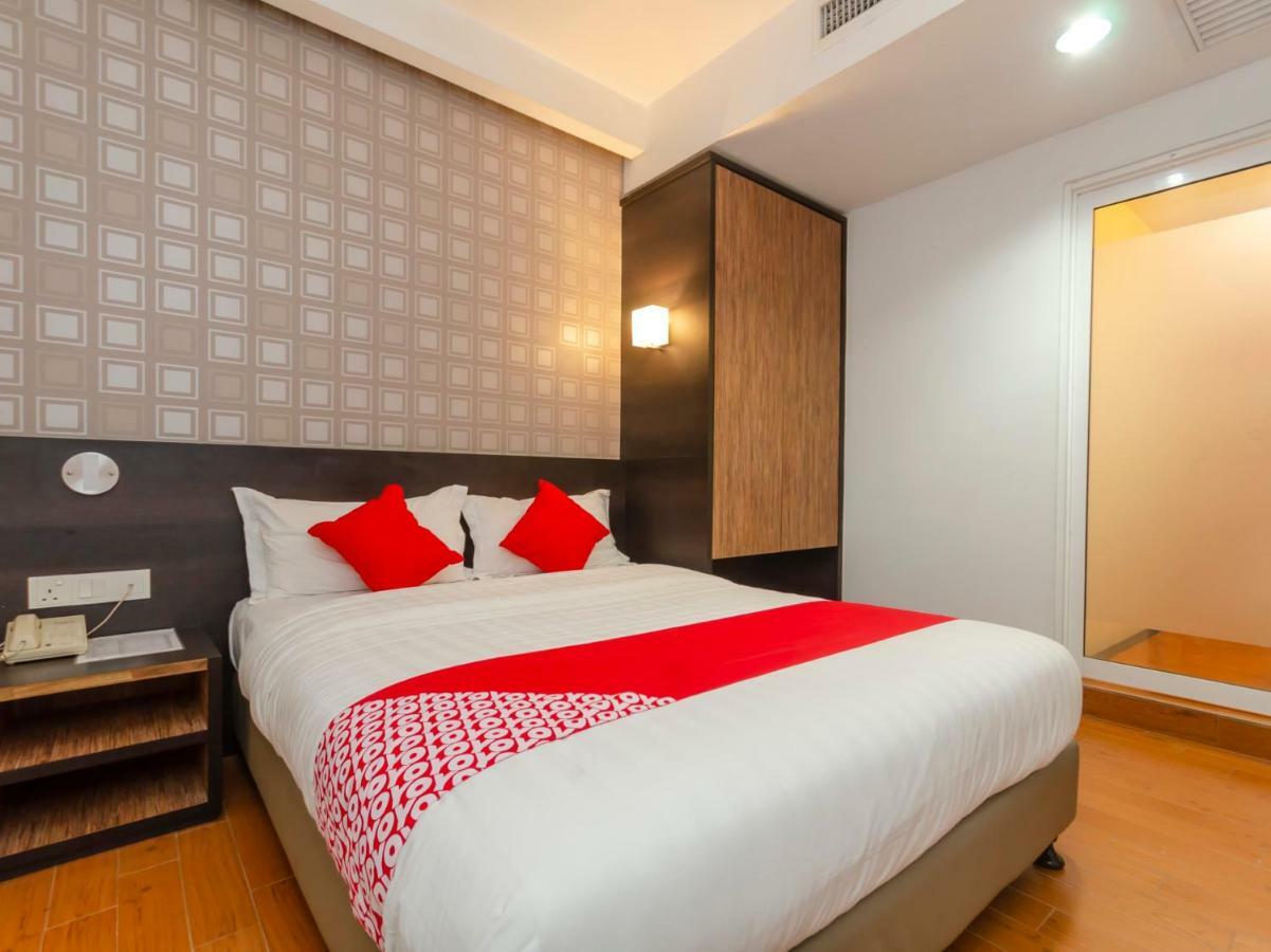 Oyo 1164 Hotel 906 Kota Laksamana Malacca Ngoại thất bức ảnh