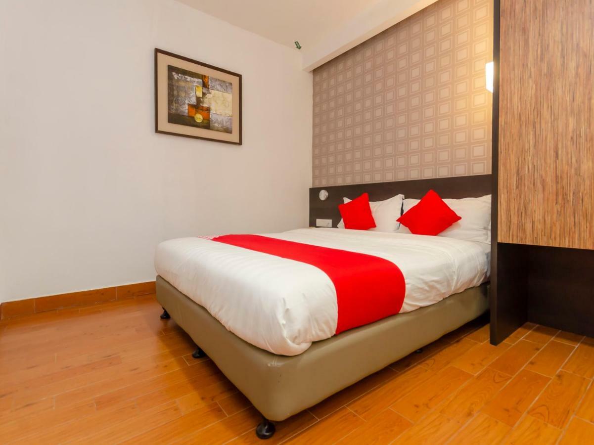 Oyo 1164 Hotel 906 Kota Laksamana Malacca Ngoại thất bức ảnh