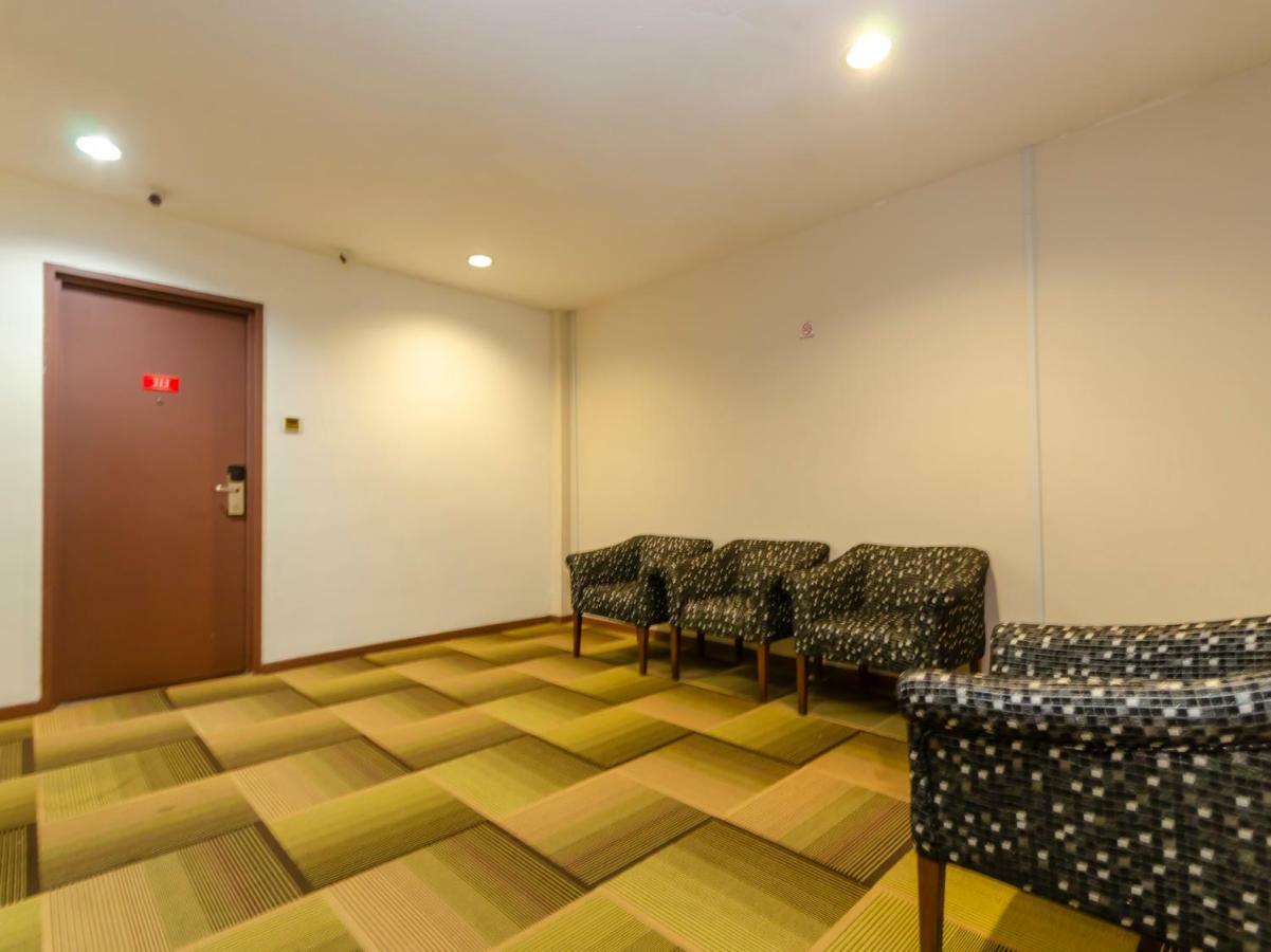 Oyo 1164 Hotel 906 Kota Laksamana Malacca Ngoại thất bức ảnh